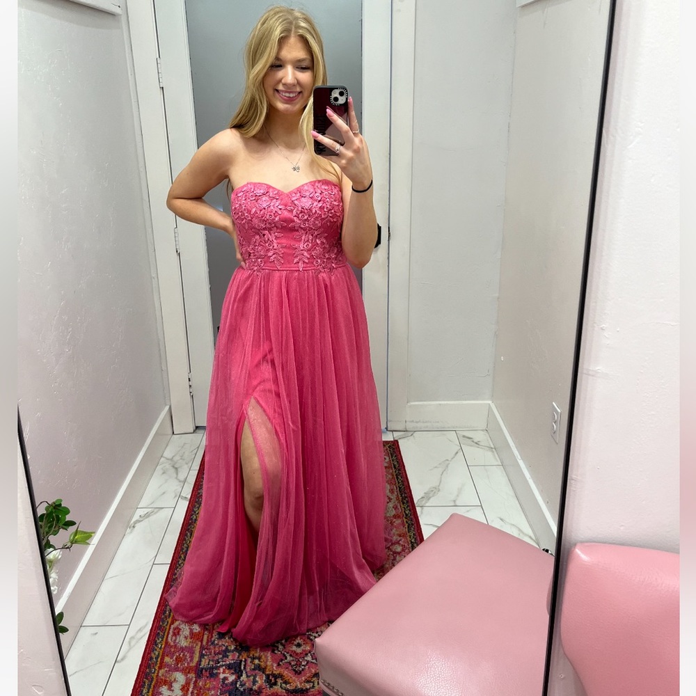 NWT Gorgeous Pink Embroidered Strapless Maxi Dress 
Size Large